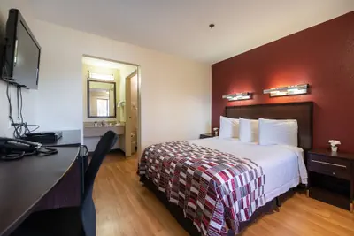 Photo 2 - California Inn & Suites Rancho Cordova - Sacramento