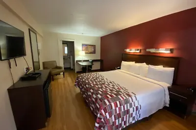 Photo 4 - California Inn & Suites Rancho Cordova - Sacramento
