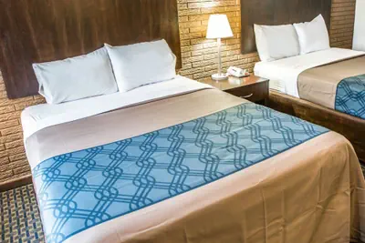 Photo 5 - Rodeway Inn & Suites Wilmington North