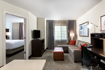 Photo 4 - Staybridge Suites Chantilly - Dulles Airport by IHG
