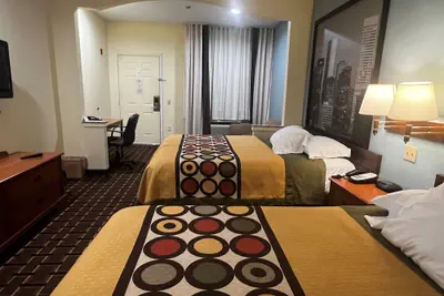 Photo 2 - Super 8 by Wyndham Stafford Sugarland Area