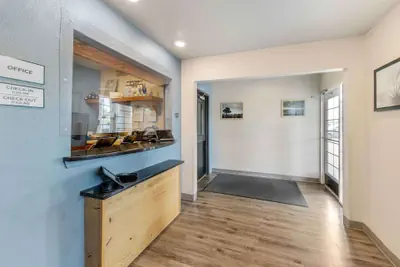 Photo 3 - Extended Stay America Select Suites - Oklahoma City - Del City