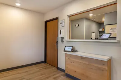 Photo 5 - Extended Stay America Select Suites - Wichita - North
