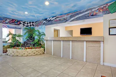 Photo 3 - Super 8 by Wyndham Daytona Beach