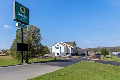 Photo 2 - Quality Inn Tahlequa South