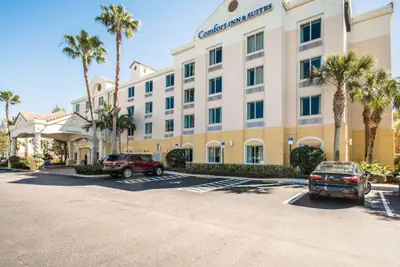 Photo 2 - Comfort Inn & Suites Jupiter I-95
