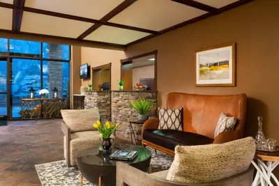 Photo 3 - Meadowbrook Inn