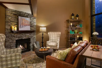 Photo 2 - Meadowbrook Inn