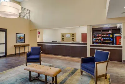 Photo 3 - Comfort Suites Baytown I - 10