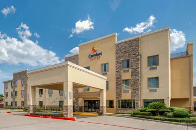 Photo 2 - Comfort Suites Baytown I - 10