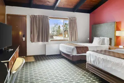Photo 2 - Americas Best Value Inn Hinckley