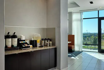Photo 3 - Fairfield Inn & Suites by Marriott Denver Downtown