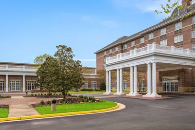 Photo 2 - Hilton Garden Inn Suffolk Riverfront