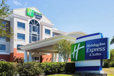 Photo 2 - Holiday Inn Express Hotel & Suites Tampa-Fairgrounds-Casino by IHG