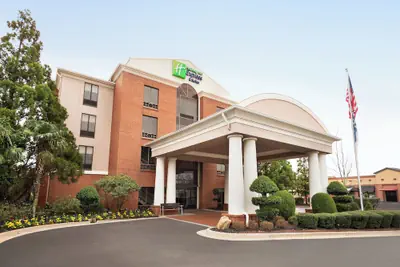 Photo 2 - Holiday Inn Express McDonough by IHG