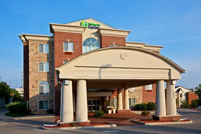 Photo 2 - Holiday Inn Express Hotel & Suites Lexington-Downtown by IHG