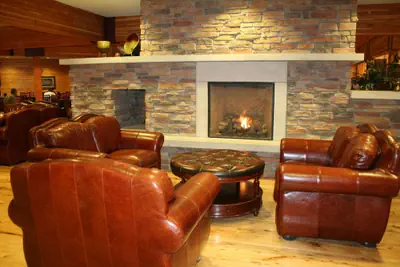 Photo 3 - Norfolk Lodge & Suites, an Ascend Collection Hotel