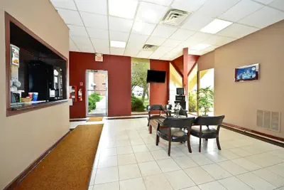 Photo 2 - Americas Best Value Inn Phillipsburg