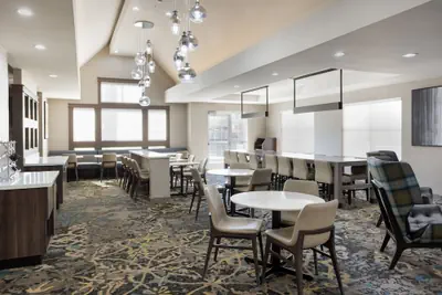 Photo 3 - Residence Inn by Marriott Corona Riverside
