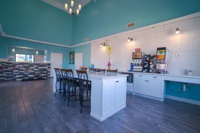 Photo 3 - Hotel Bliss Kemah