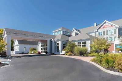 Photo 2 - Hilton Garden Inn Freeport Downtown
