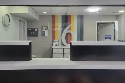 Photo 3 - Motel 6 Omaha, NE