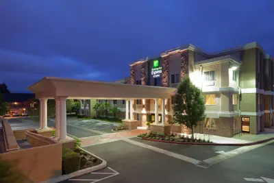 Photo 2 - Holiday Inn Express Hotel & Suites Livermore by IHG