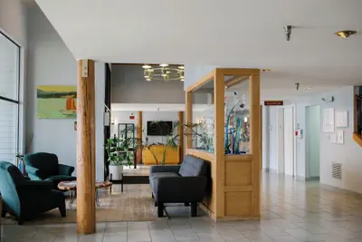 Photo 4 - Friday Harbor Suites