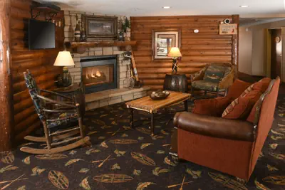 Photo 4 - Cedar Creek Hotel Wausau - Rothschild