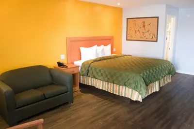 Photo 3 - Keefer's Inn