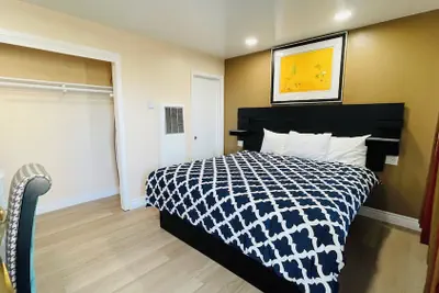 Photo 4 - Ocean Inn