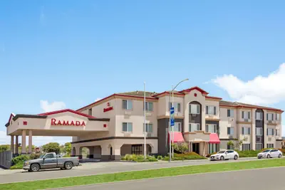 Photo 2 - Ramada by Wyndham Marina
