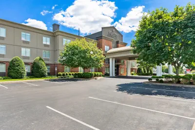 Photo 2 - Country Inn & Suites by Radisson, Elizabethtown, KY