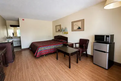 Photo 4 - Night Inn by Hotel O Selma I 95