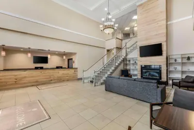 Photo 4 - Country Inn & Suites by Radisson, Elk Grove Village/Itasca