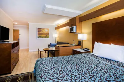 Photo 3 - Days Inn & Suites by Wyndham Antioch