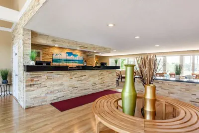 Photo 4 - Ogunquit River Inn & Suites
