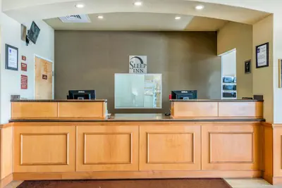 Photo 3 - Sleep Inn and Suites - Ocala / Belleview