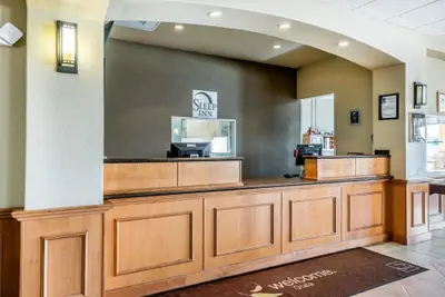Photo 4 - Sleep Inn and Suites - Ocala / Belleview