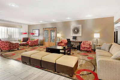 Photo 4 - Best Western Plus Eagleridge Inn & Suites