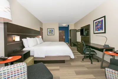 Photo 4 - Holiday Inn Express Hotel & Suites Seaside-Convention Center by IHG