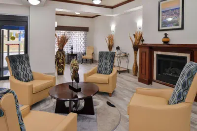 Photo 3 - Holiday Inn Express Clanton by IHG