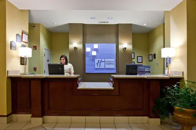 Photo 3 - Holiday Inn Express Clanton by IHG