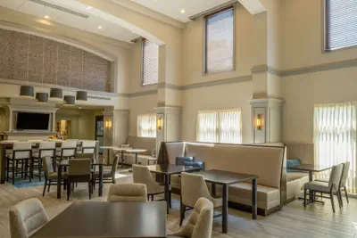 Photo 5 - Hampton Inn Raynham-Taunton