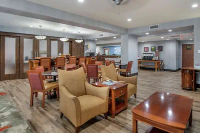 Photo 2 - Hampton Inn Brownwood