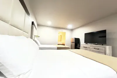 Photo 3 - Economy Inn and Suites