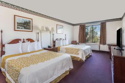 Photo 5 - Days Inn by Wyndham Evanston WY