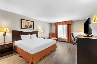 Photo 2 - Country Inn & Suites by Radisson, Hot Springs, AR
