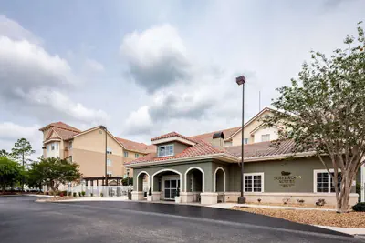 Photo 2 - Homewood Suites by Hilton Jacksonville-South/St. Johns Ctr.