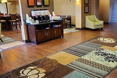 Photo 2 - Hampton Inn Stow